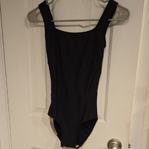 Eleve "Ali" Classic Black Leo